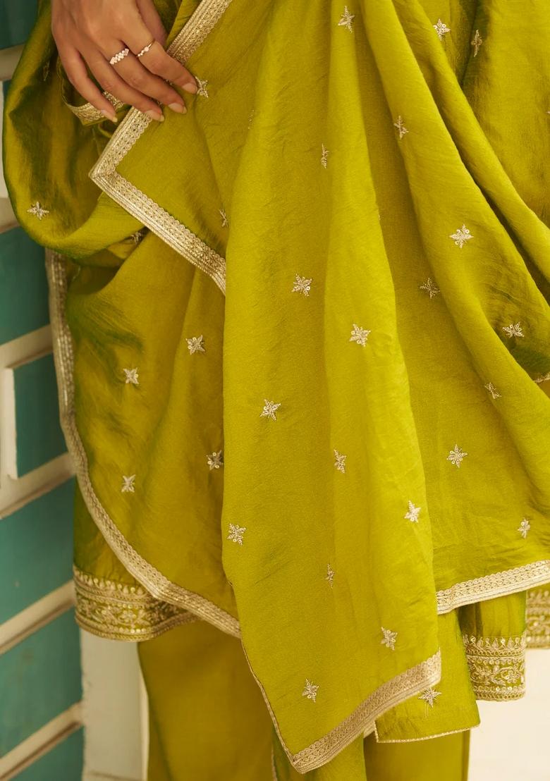 Lemon Embroidered Silk Blend Kurta Set - Indya