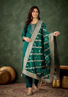 Green Embroidered Viscose Kurta Set