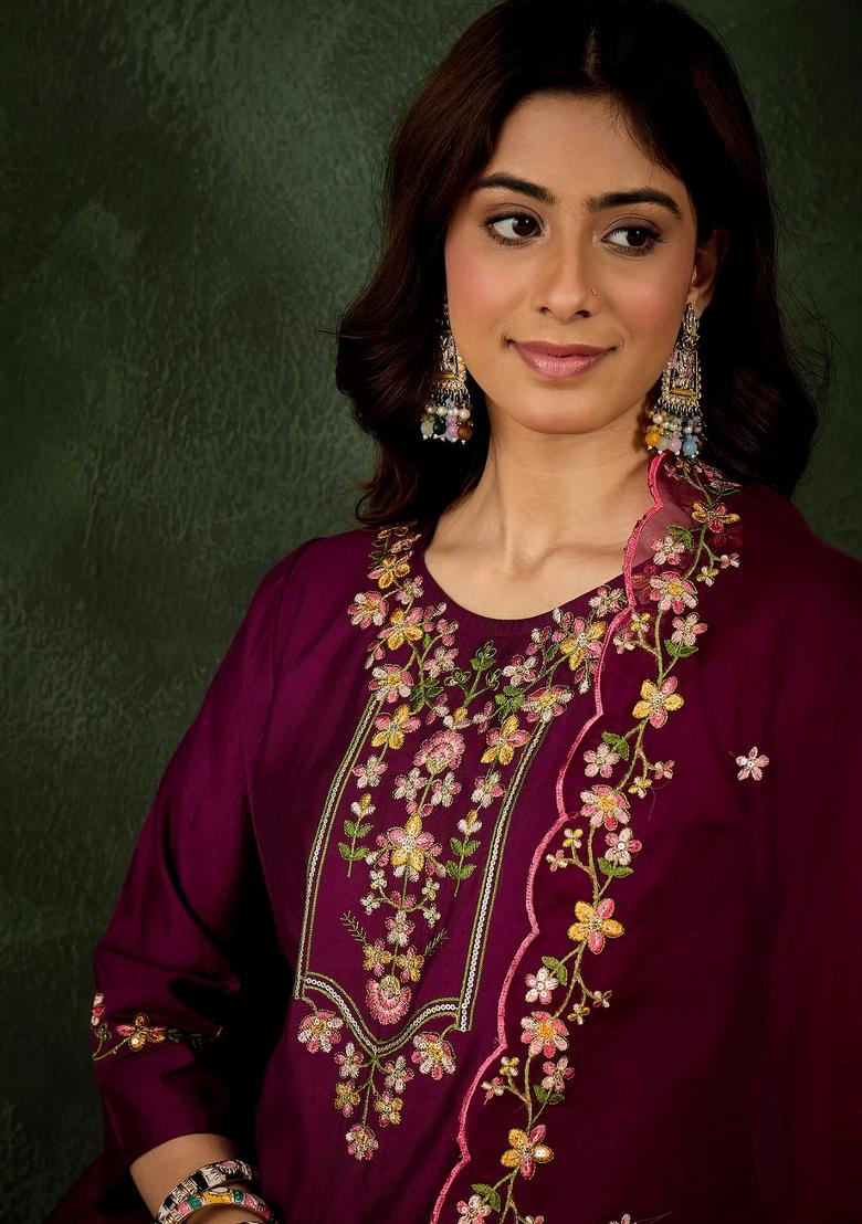 Purple Embroidered Silk Blend Kurta Set - Indya