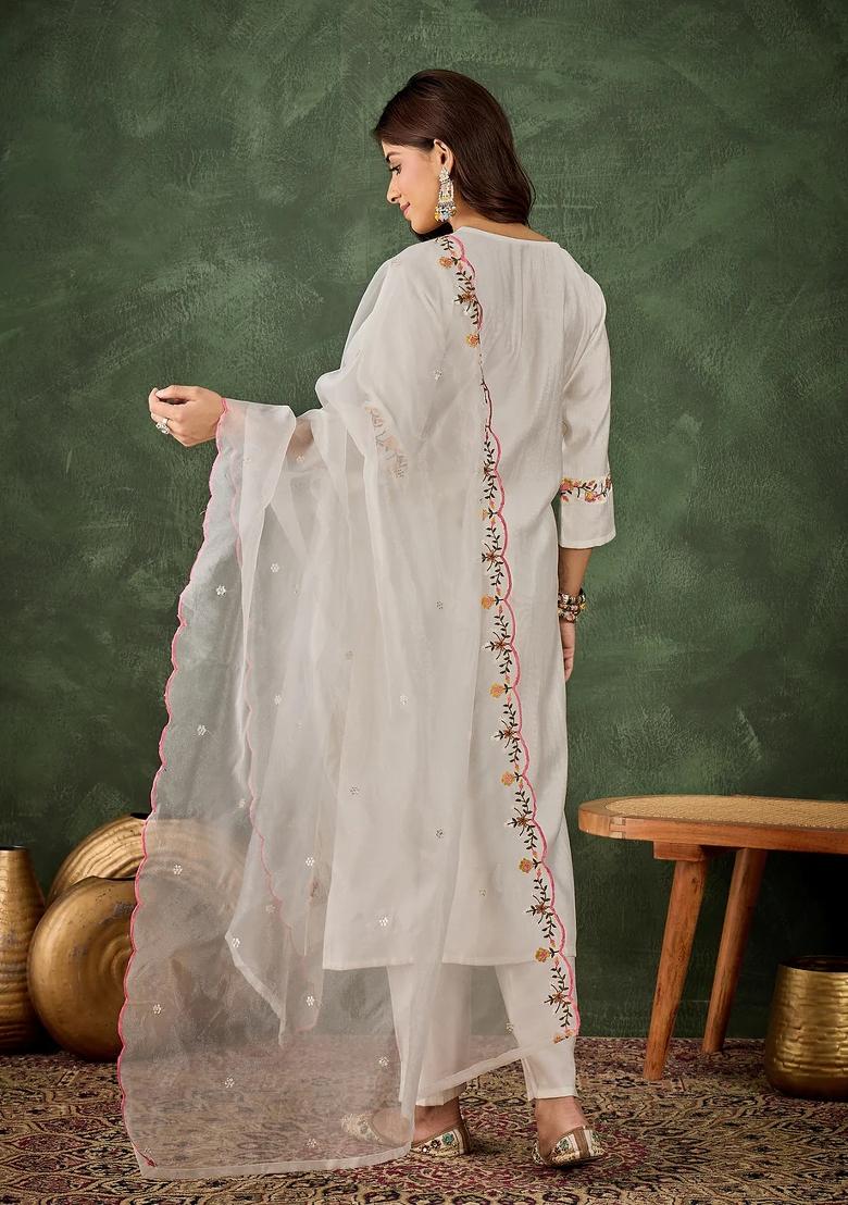 White Embroidered Silk Blend Kurta Set - Indya