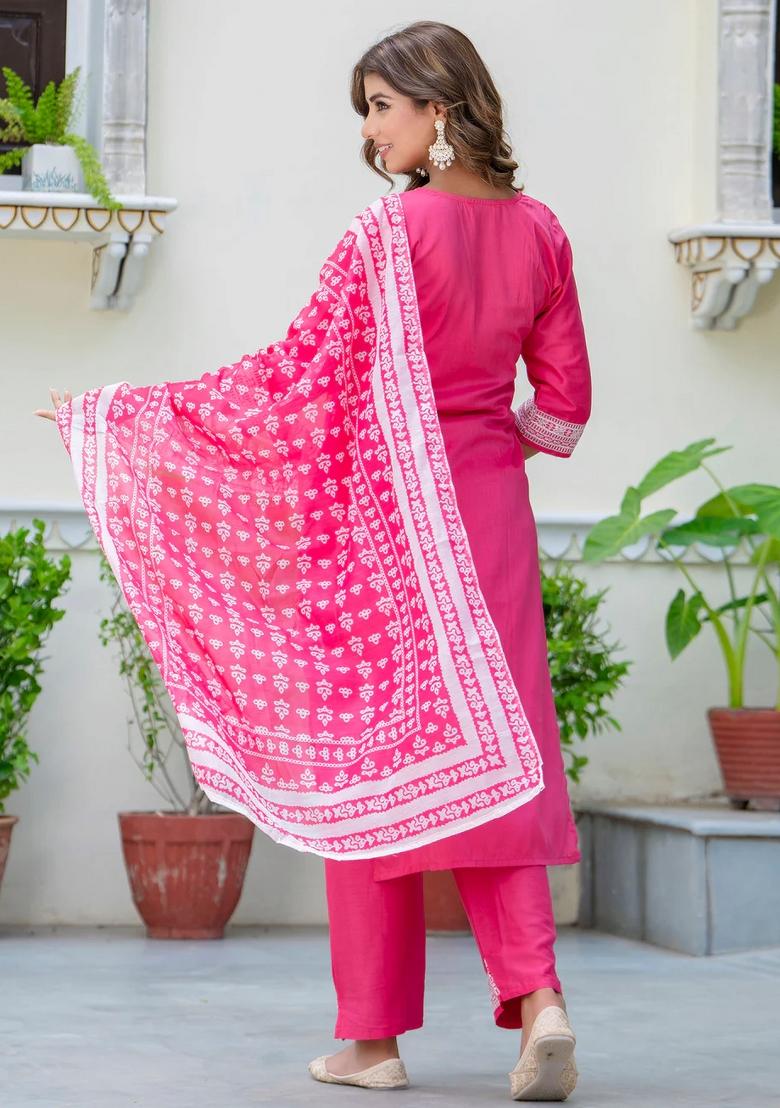 Pink Embroidered Silk Blend Kurta Set - Indya