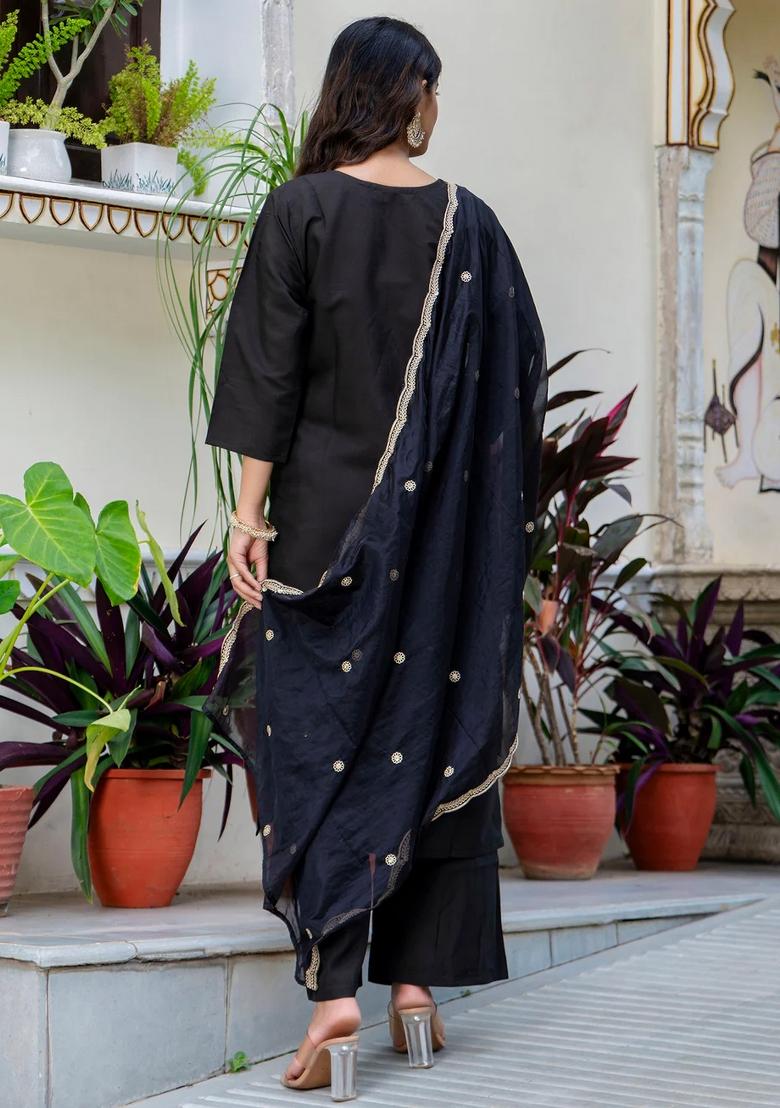 Black Embroidered Silk Blend Kurta Set - Indya