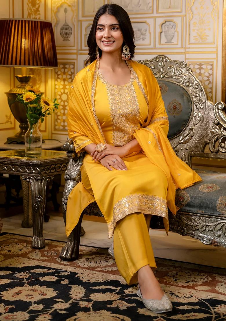 Pink Embroidered Silk Blend Kurta Set - Indya