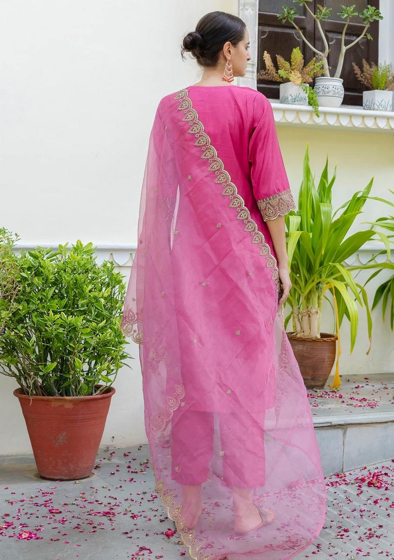 Pink Embroidered Silk Blend Kurta Set - Indya