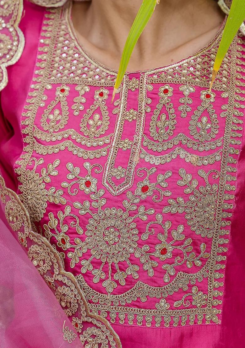 Pink Embroidered Silk Blend Kurta Set - Indya