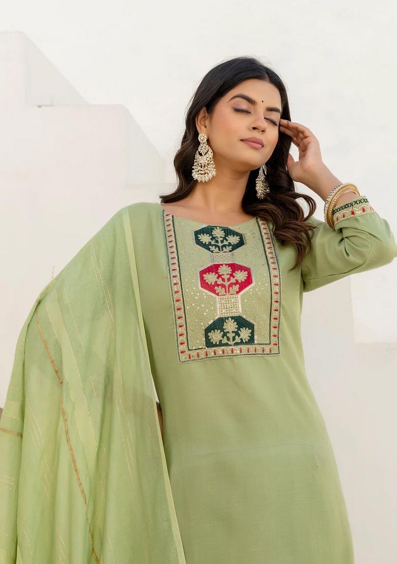 Green Embroidered Cotton Kurta Set - Indya