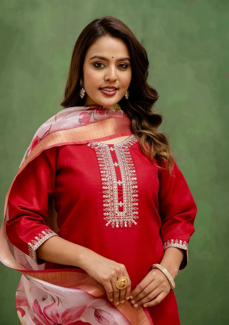 Red Embroidered Cotton Kurta Set - Indya