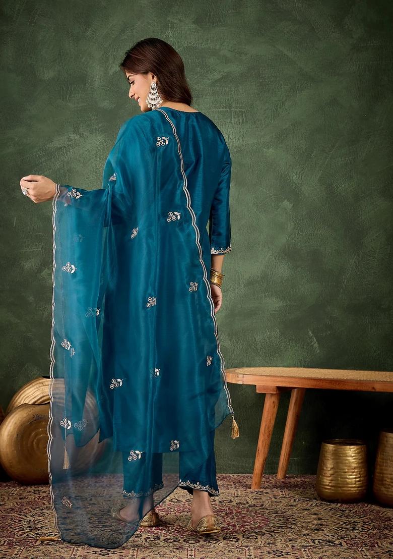 Blue Embroidered Silk Blend Kurta Set - Indya