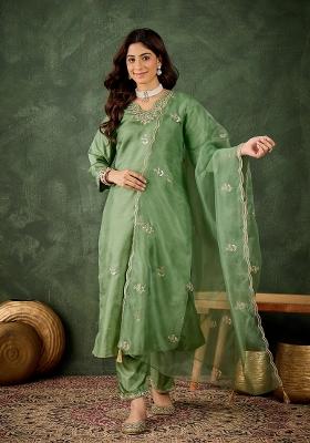 Green Embroidered Silk Blend Kurta Set