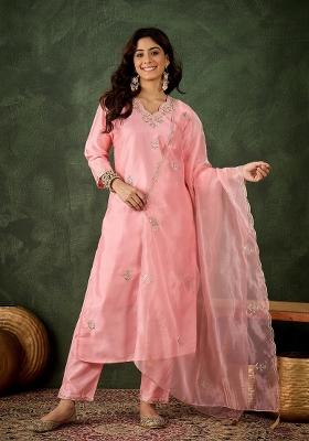 Red Embroidered Silk Blend Kurta Set
