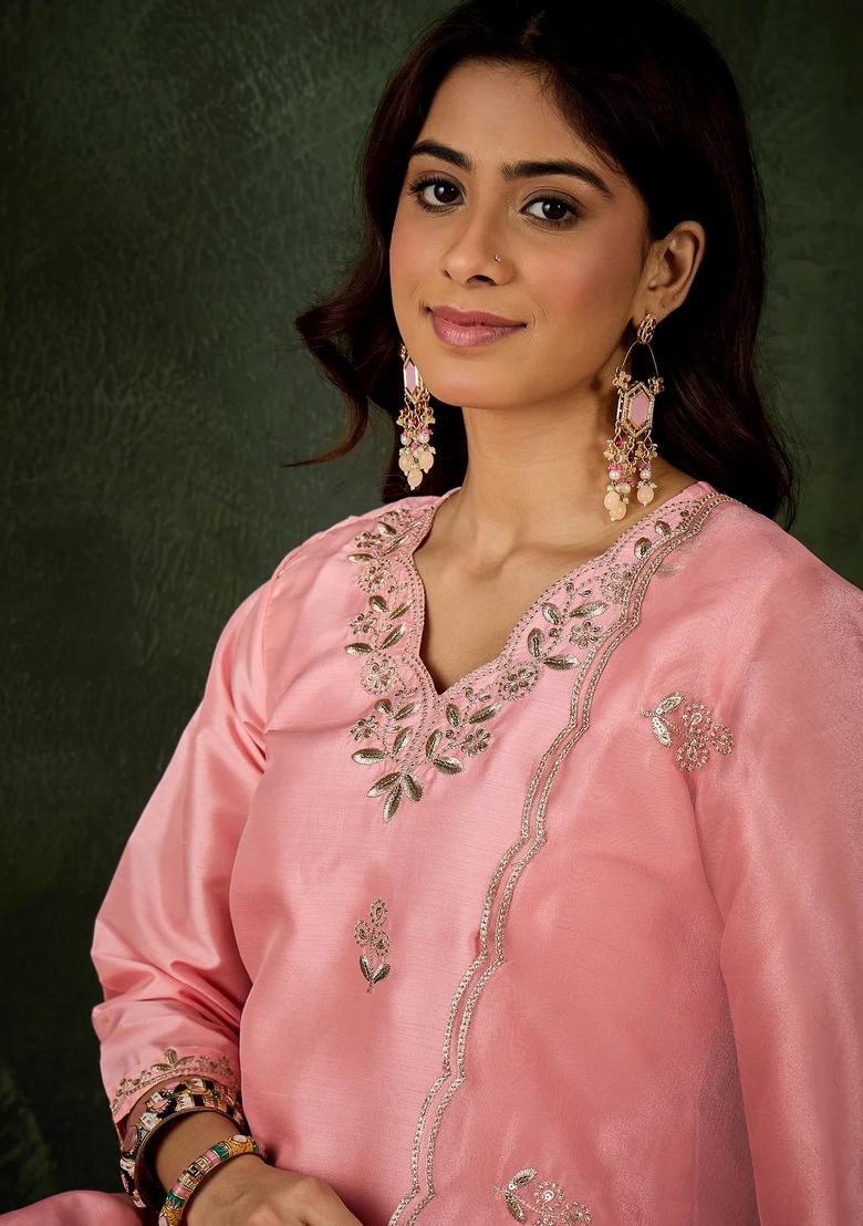 Red Embroidered Silk Blend Kurta Set - Indya