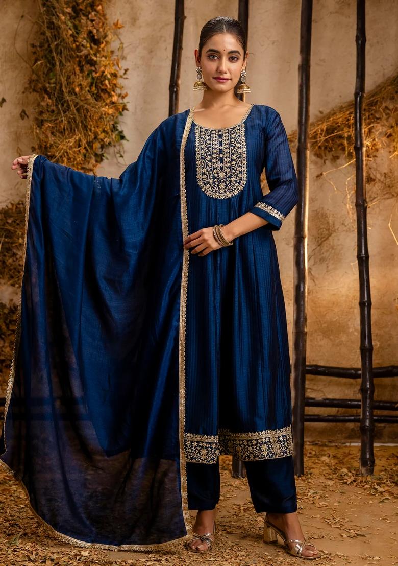 Blue Embroidered Silk Blend Kurta Set - Indya