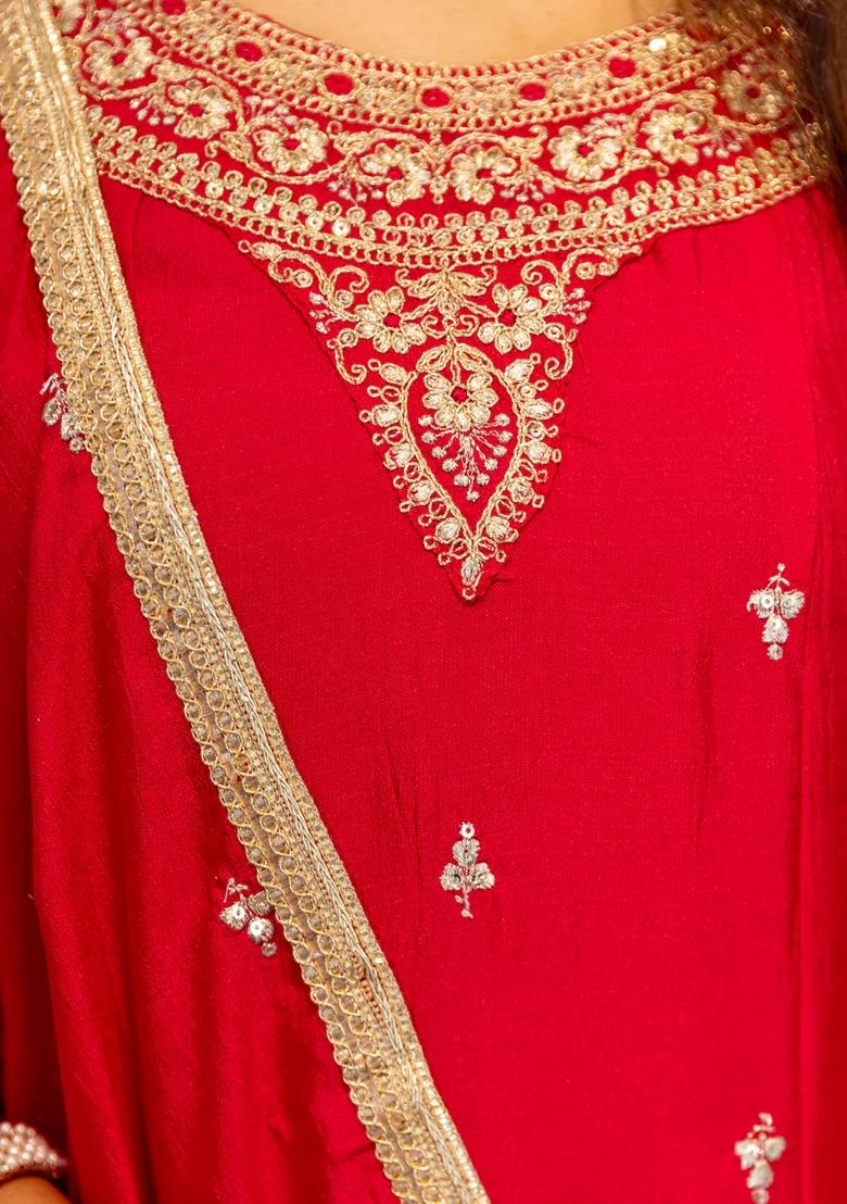Red Embroidered Silk Blend Kurta Set - Indya
