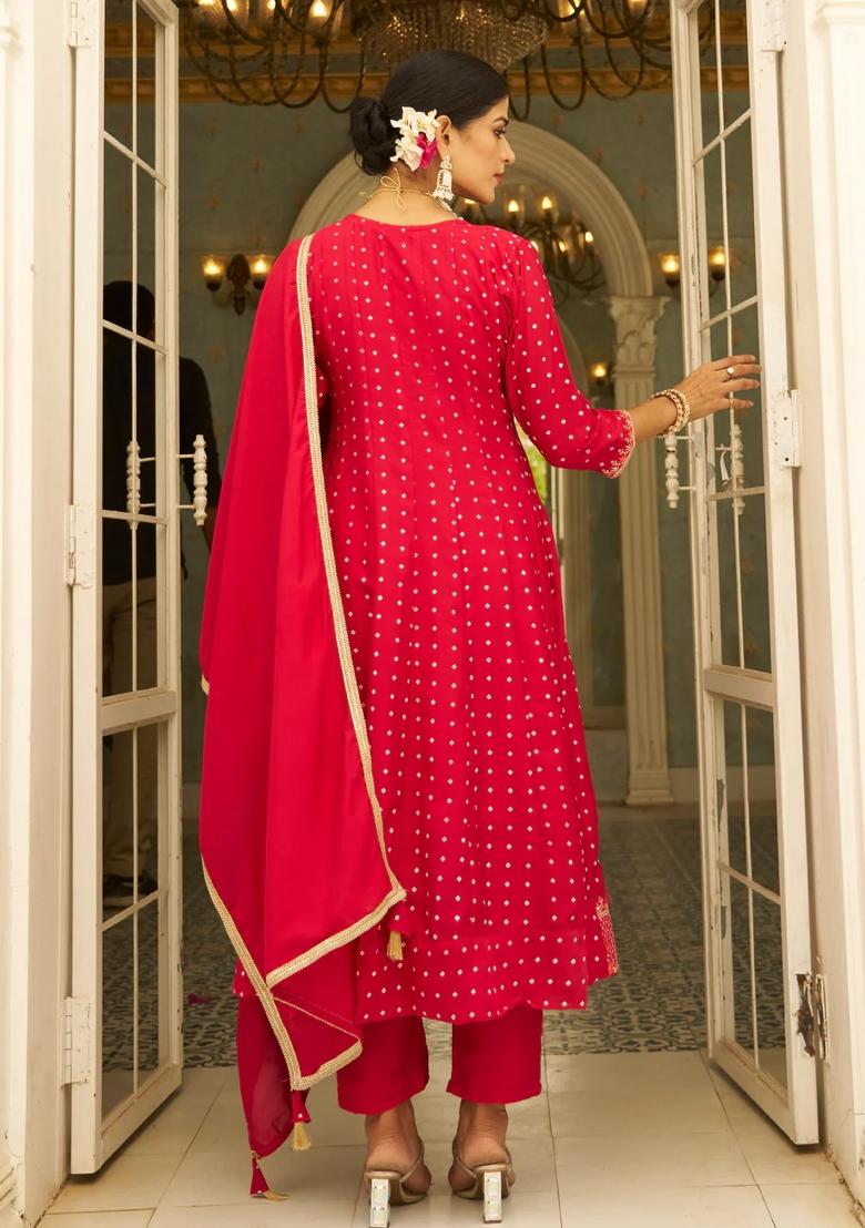 Pink Embroidered Silk Blend Kurta Set - Indya