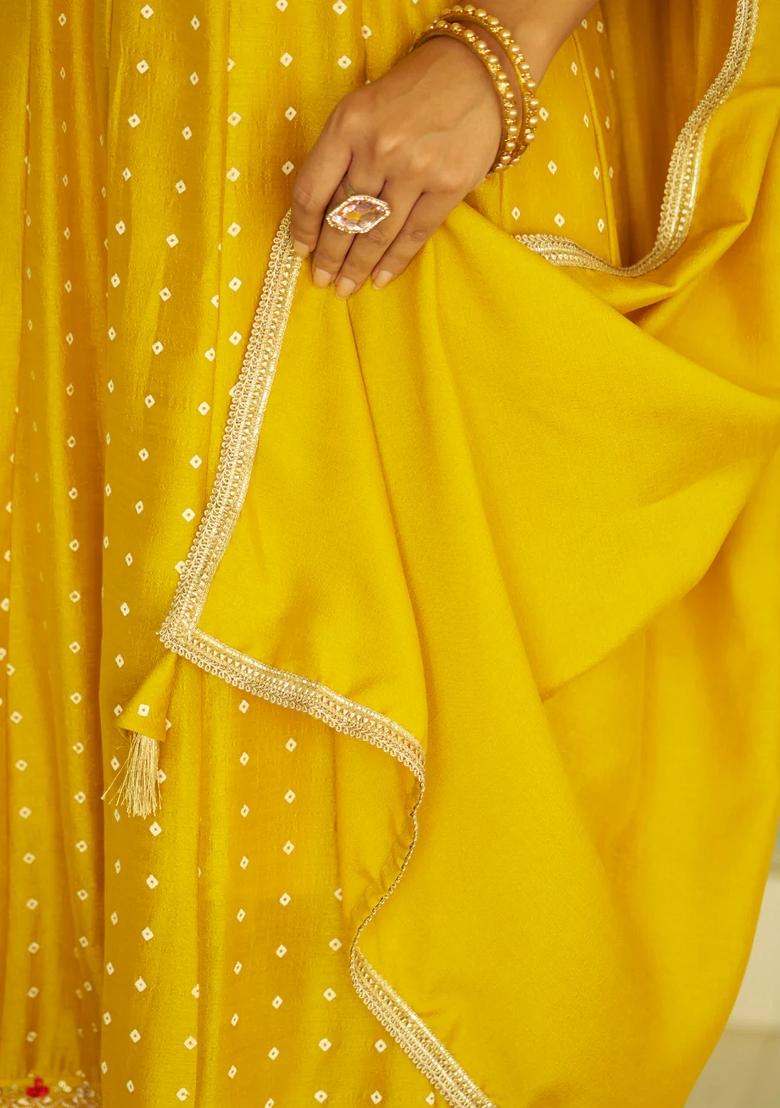 Yellow Embroidered Silk Blend Kurta Set - Indya