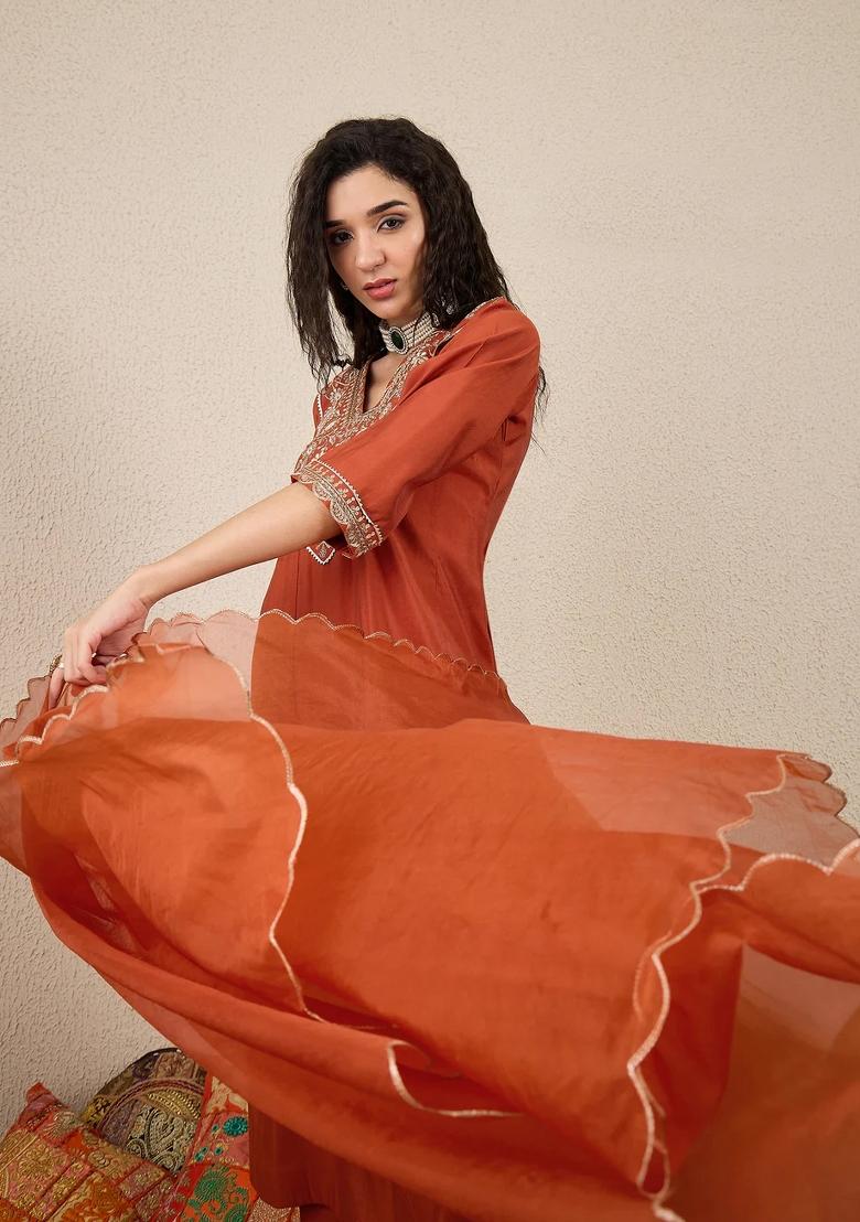 Orange Embroidered Silk Blend Kurta Set - Indya