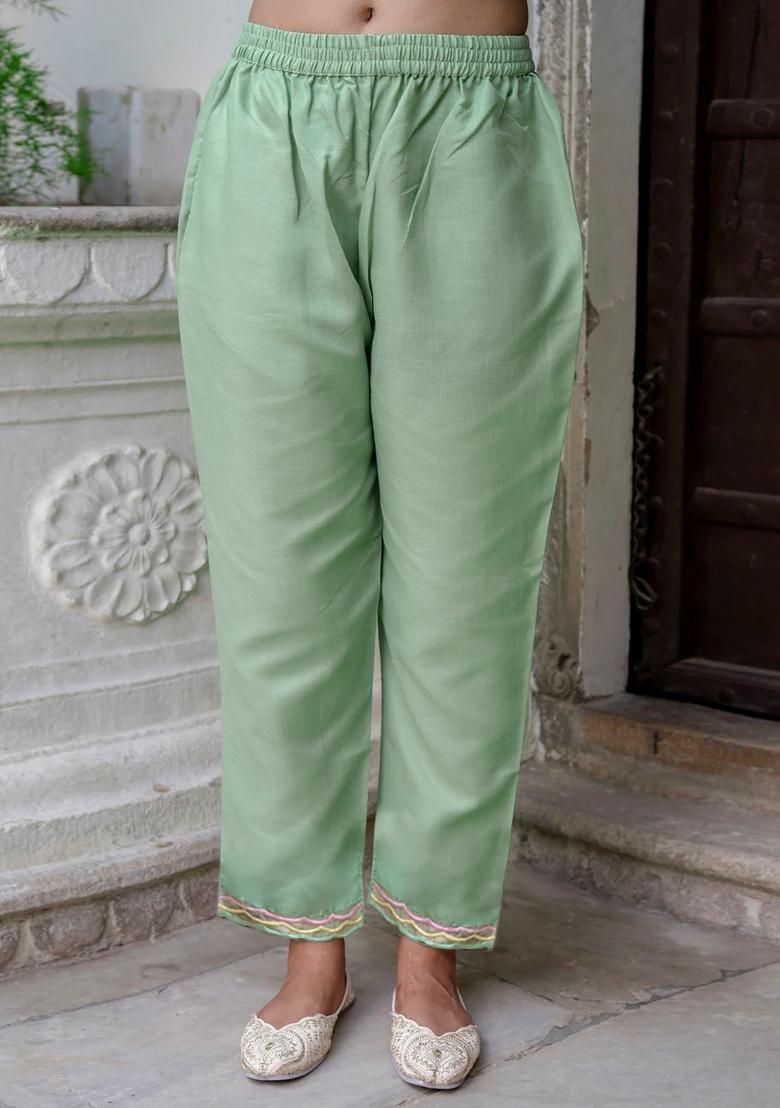 Green Embroidered Silk Blend Kurta Set - Indya
