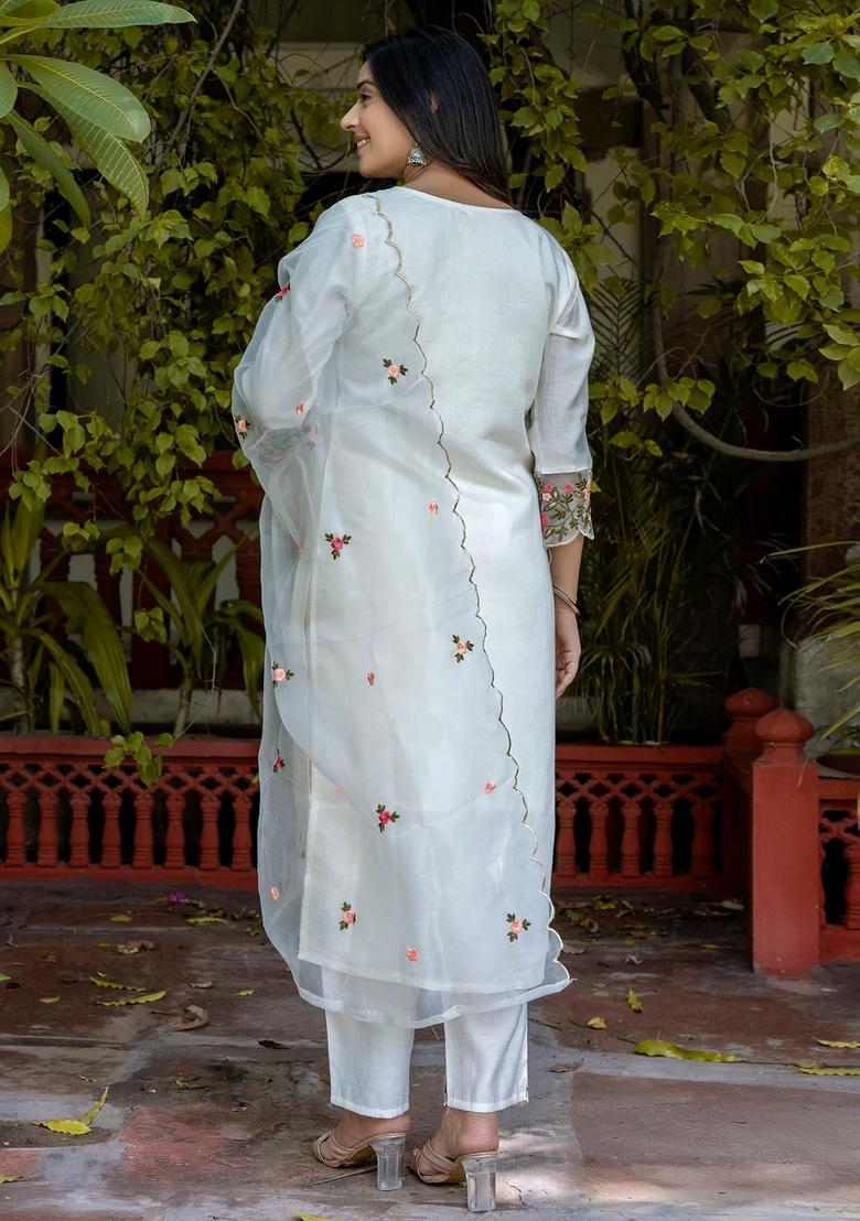 White Embroidered Silk Blend Kurta Set - Indya