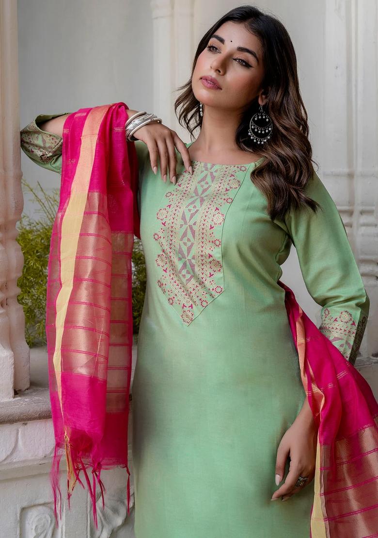Green Printed Silk Blend Kurta Set - Indya