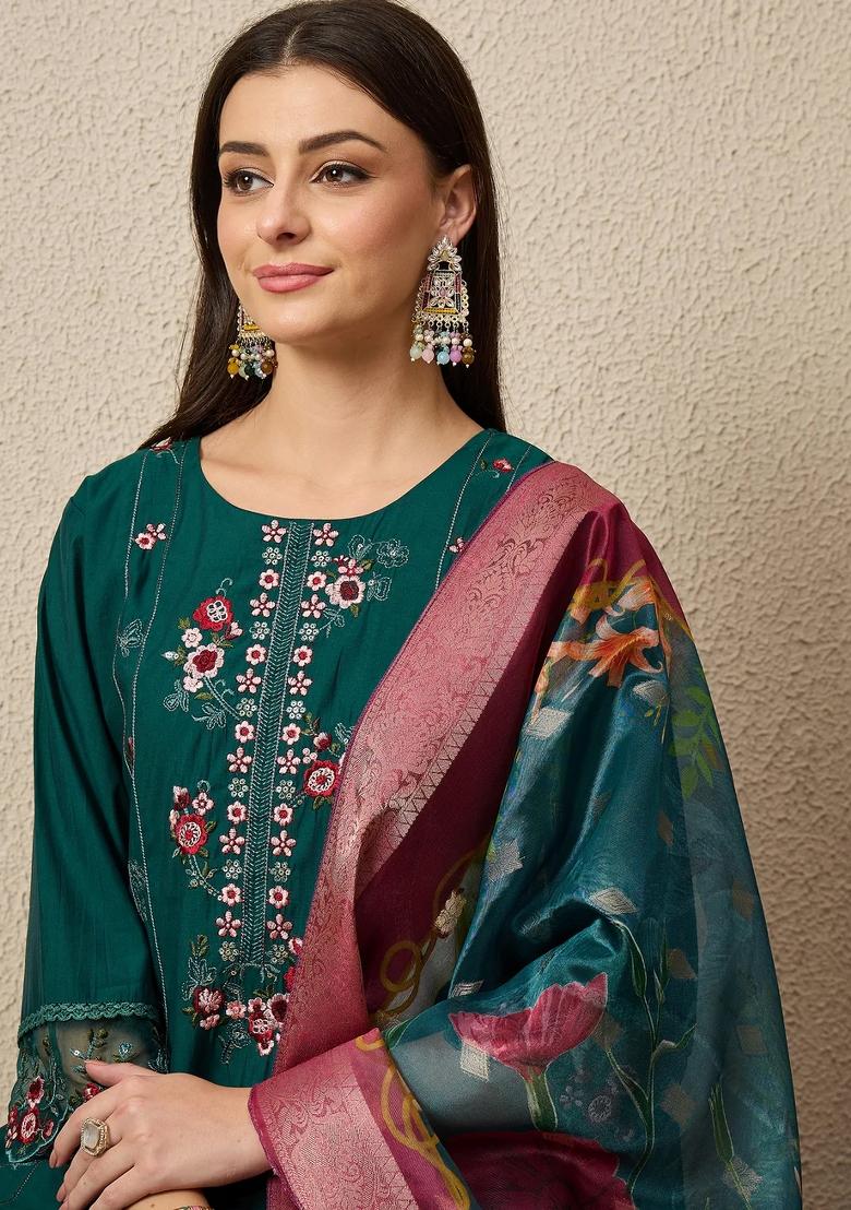 Blue Embroidered Silk Blend Kurta Set - Indya