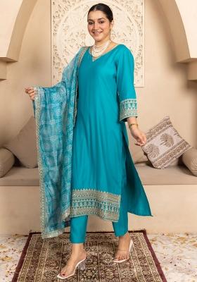 Blue Embroidered Silk Blend Kurta Set