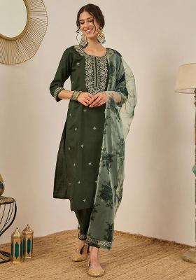 Green Embroidered Viscose Kurta Set
