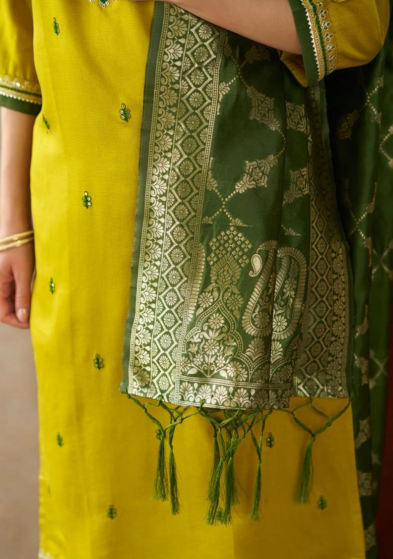 Yellow Embroidered Viscose Kurta Set - Indya