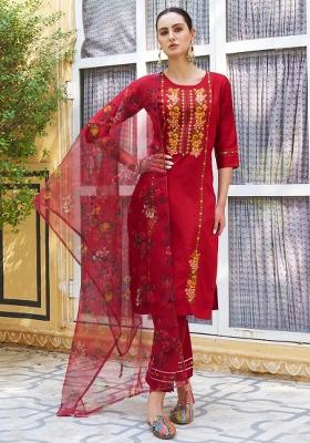 Maroon Embroidered Viscose Kurta Set