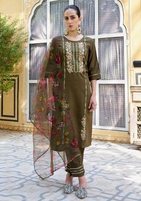 Green Embroidered Viscose Kurta Set