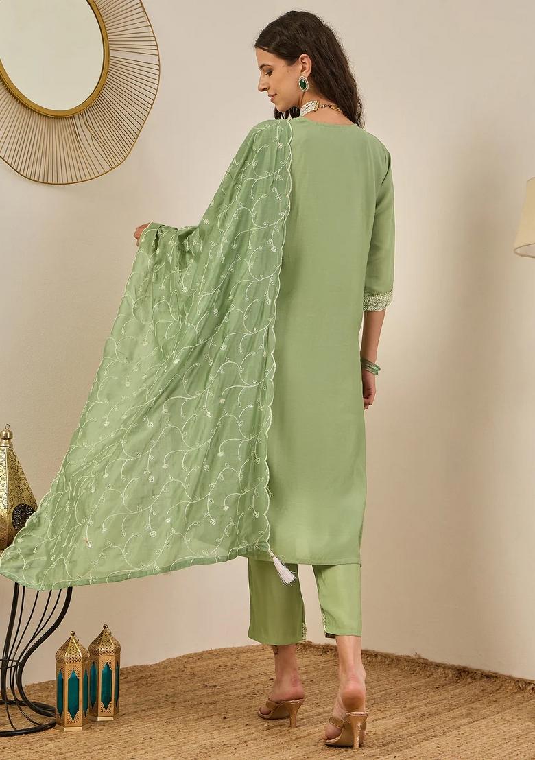Green Embroidered Silk Blend Kurta Set - Indya