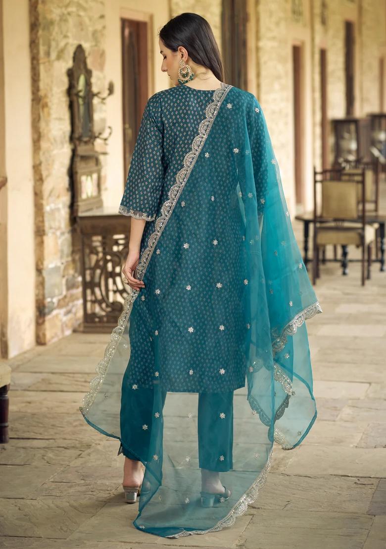 Blue Embroidered Muslin Kurta Set - Indya