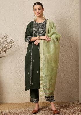 Green Embroidered Viscose Kurta Set