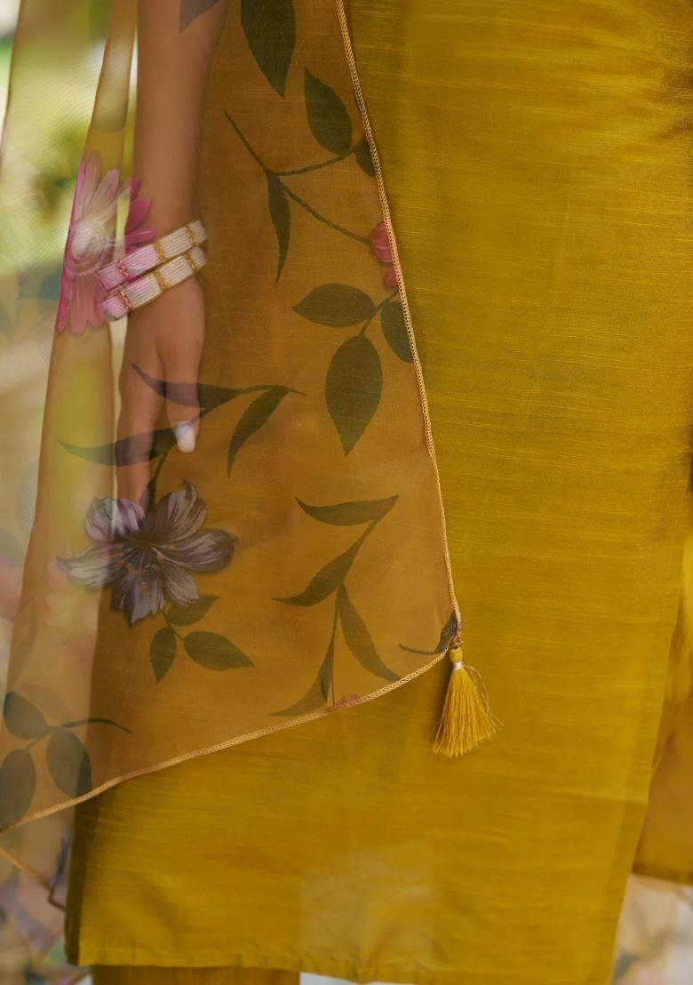 Yellow Embroidered Silk Blend Kurta Set - Indya