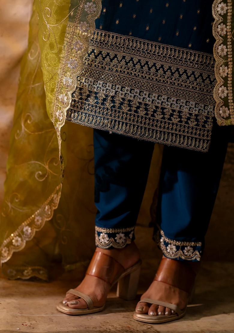 Blue Embroidered Silk Blend Kurta Set - Indya