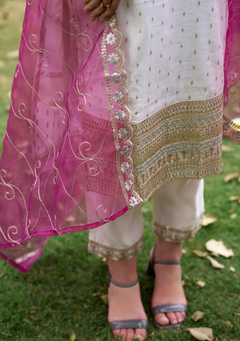 White Embroidered Silk Blend Kurta Set - Indya