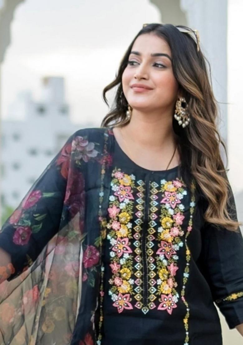 Black Embroidered Viscose Kurta Set - Indya