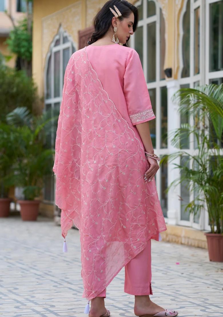Pink Embroidered Silk Blend Kurta Set - Indya