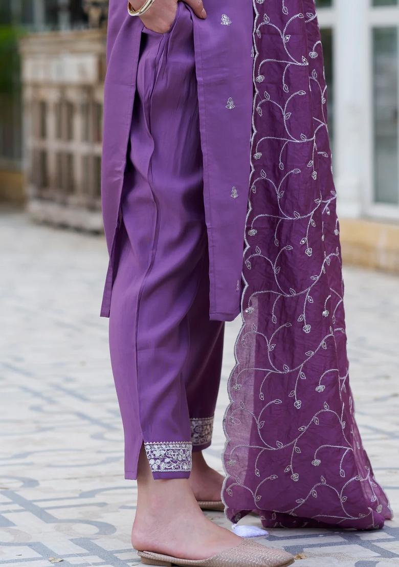 Purple Embroidered Silk Blend Kurta Set - Indya
