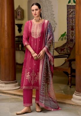 Red Embroidered Silk Blend Kurta Set