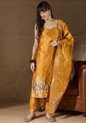 Yellow Printed Silk Blend Kurta Set