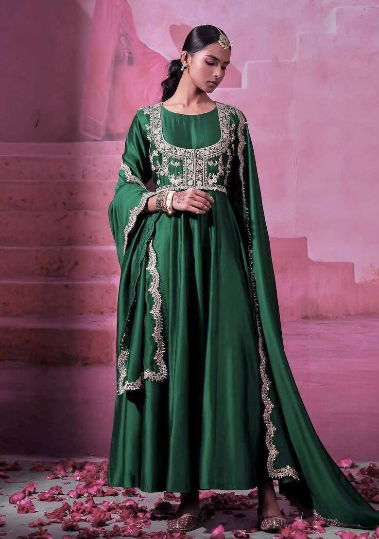 Green Sequin Work Silk Blend Kurta Set - Indya