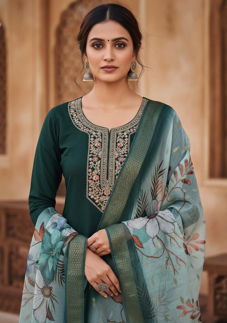 Green Sequin Work Silk Blend Kurta Set - Indya