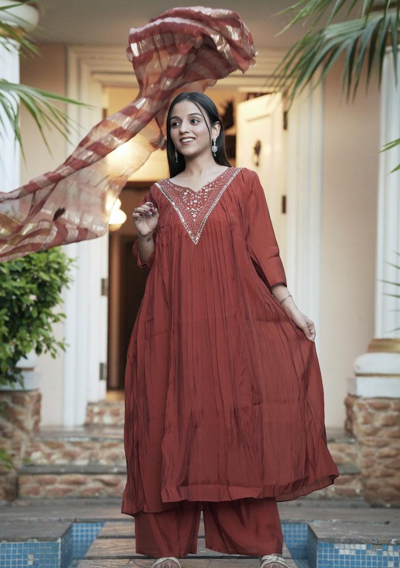 Maroon Sequin Work Chanderi Kurta Set - Indya