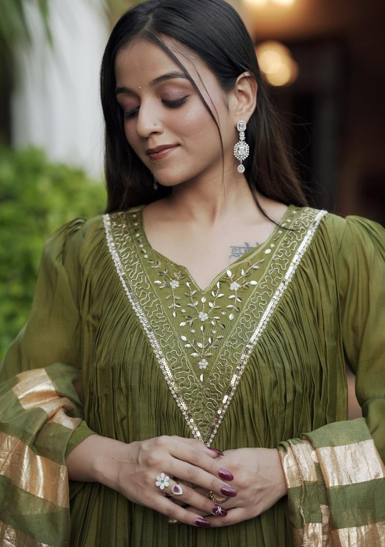 Green Sequin Work Chanderi Kurta Set - Indya