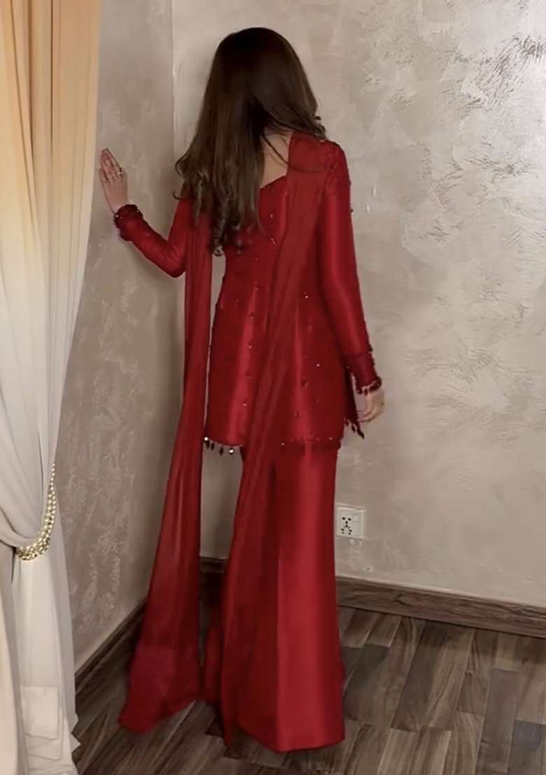 Red Sequin Work Silk Blend Kurta Set - Indya