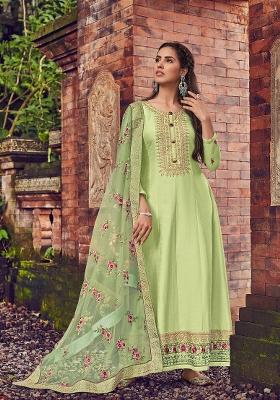 Green Embroidered Silk Blend Kurta Set