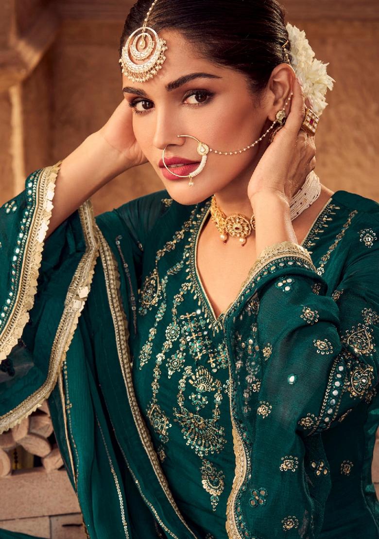 Green Embroidered Chinon Kurta Set - Indya