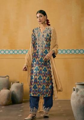 Blue Embroidered Velvet Kurta Set