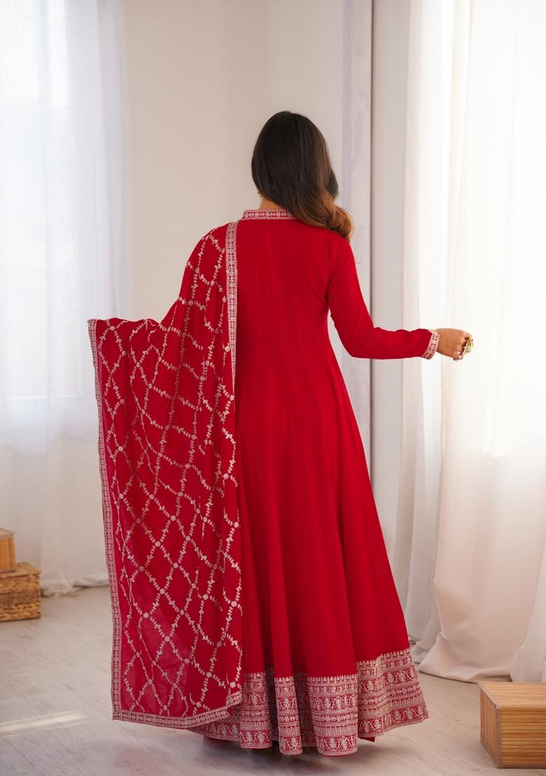 Red Sequin Work Silk Blend Kurta Set - Indya