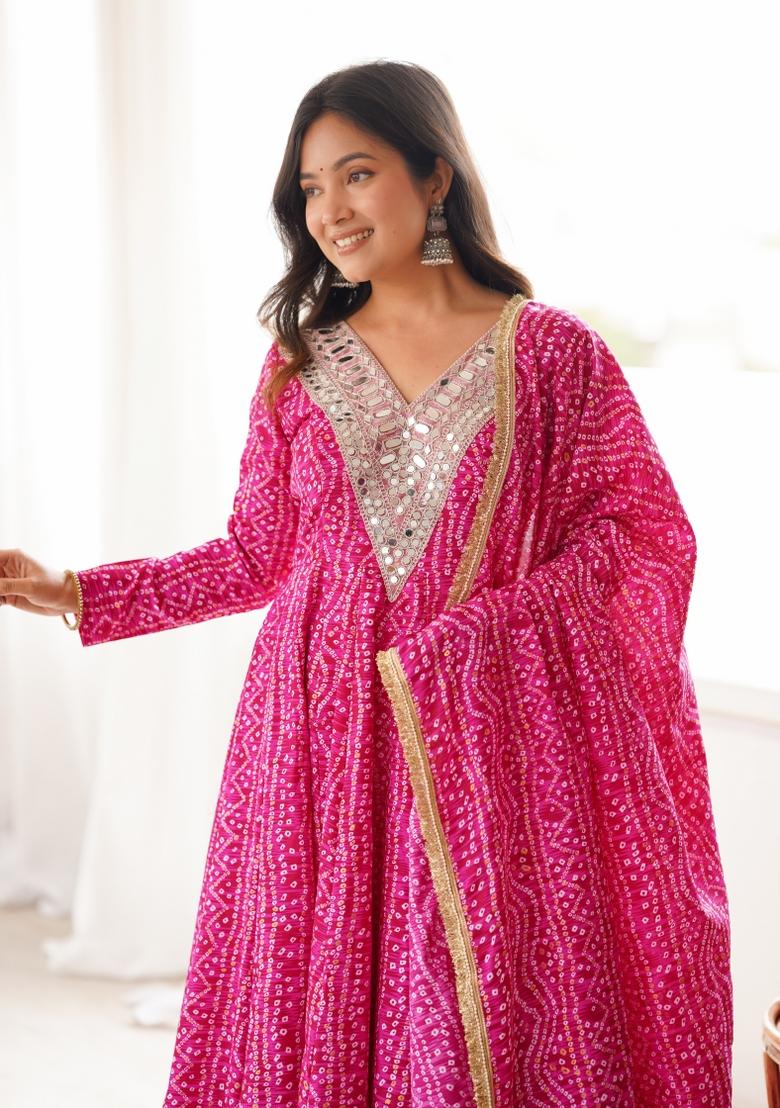 Pink Embroidered Rayon Kurta Set - Indya